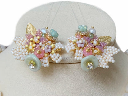 「Garden of Dreams」Pink Flower with Pearl and Shellfish Collection