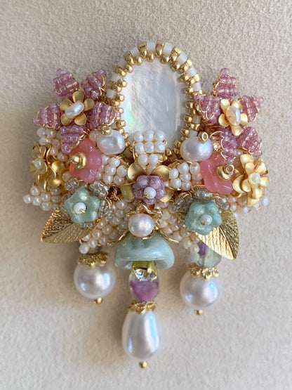 「Garden of Dreams」Pink Flower with Pearl and Shellfish Collection